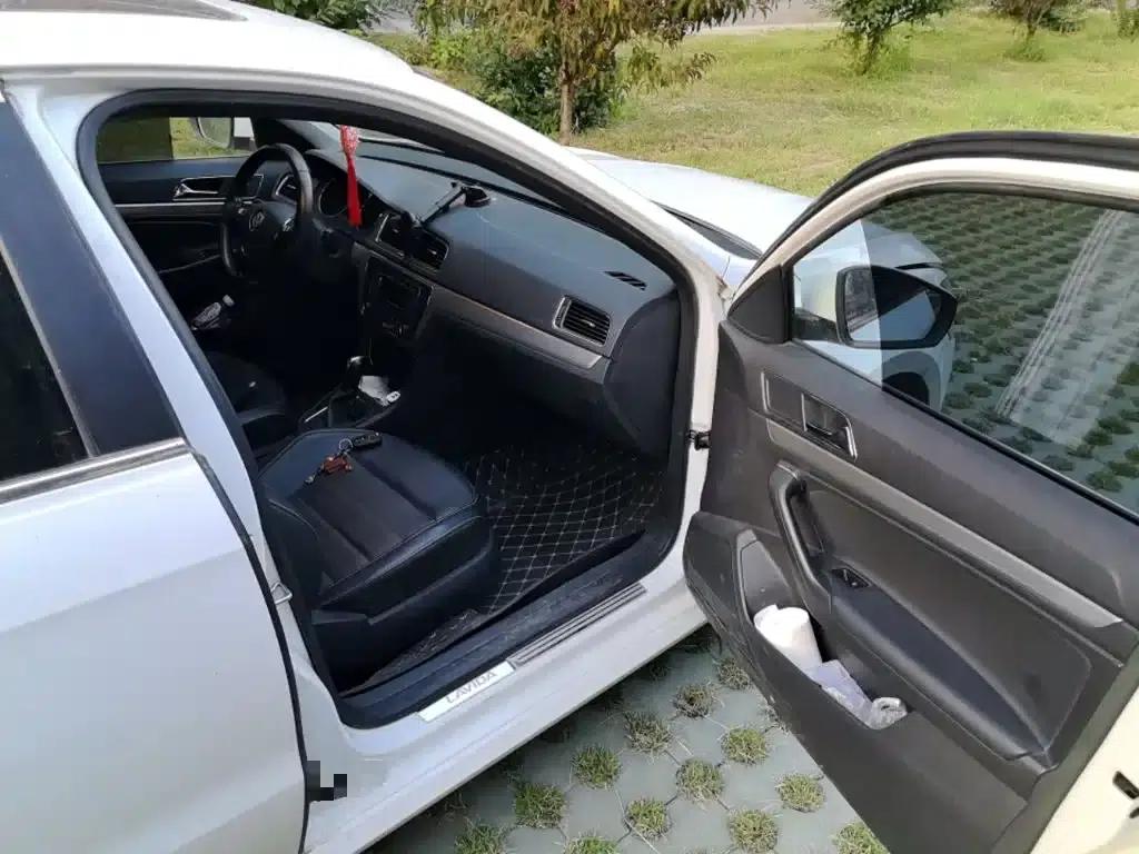 2017 Volkswagen Lavida 1.6L Automatic Comfort Edition — миниатюра 21