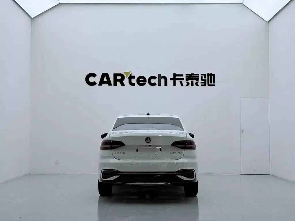 2024 Volkswagen Lavida 1.5L Automatic Starry Sky Five Million Edition — миниатюра 6