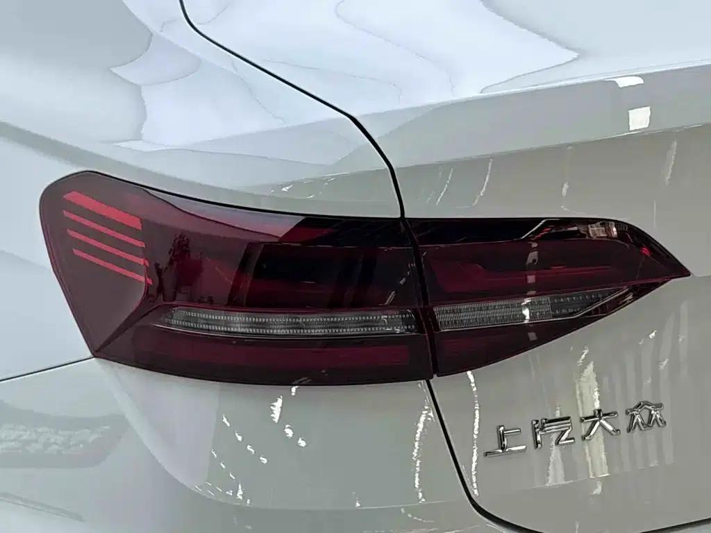 2024 Volkswagen Lavida 1.5L Automatic Starry Sky Five Million Edition — миниатюра 9
