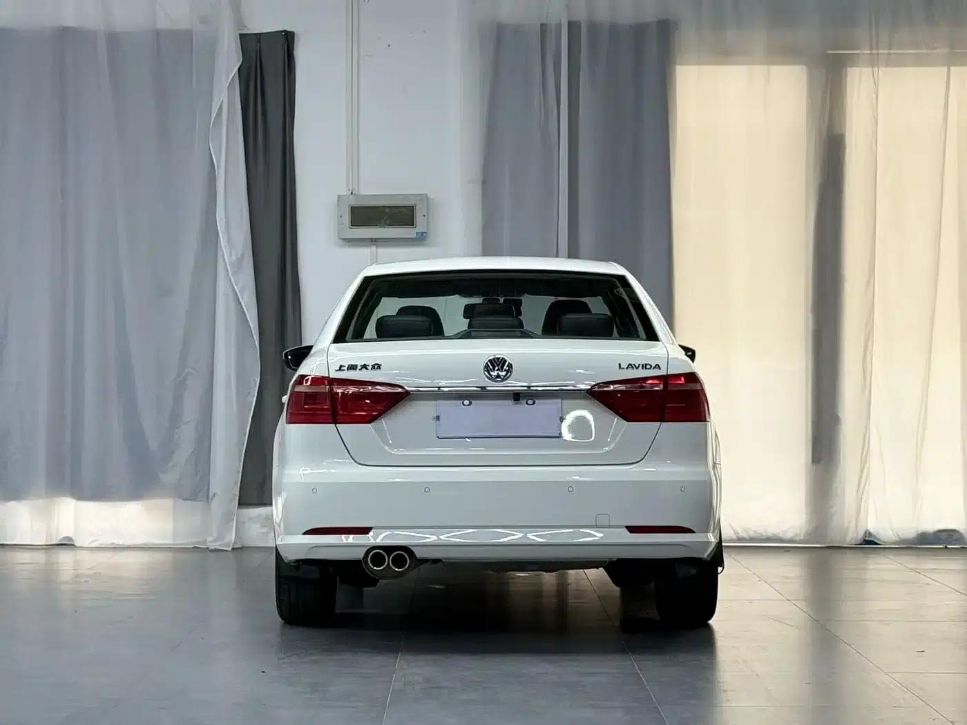 2013 Volkswagen Lavida Facelift 1.4TSI DSG Comfort Edition — миниатюра 7