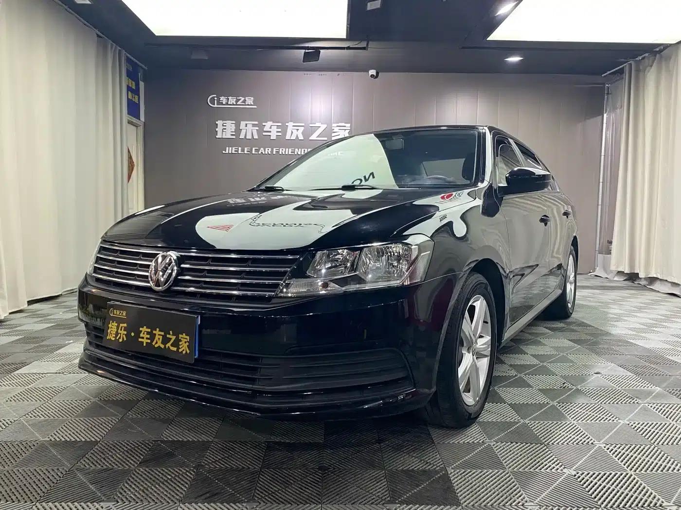 2017 Volkswagen Lavida 1.6L Automatic Fashion Edition — миниатюра 1
