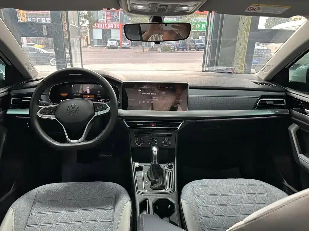 2023 Volkswagen Lavida 1.5L Automatic Full Comfort Edition — миниатюра 8