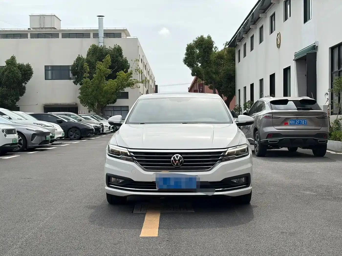 2021 Volkswagen Lavida 1.5L Automatic Comfort Edition — миниатюра 2