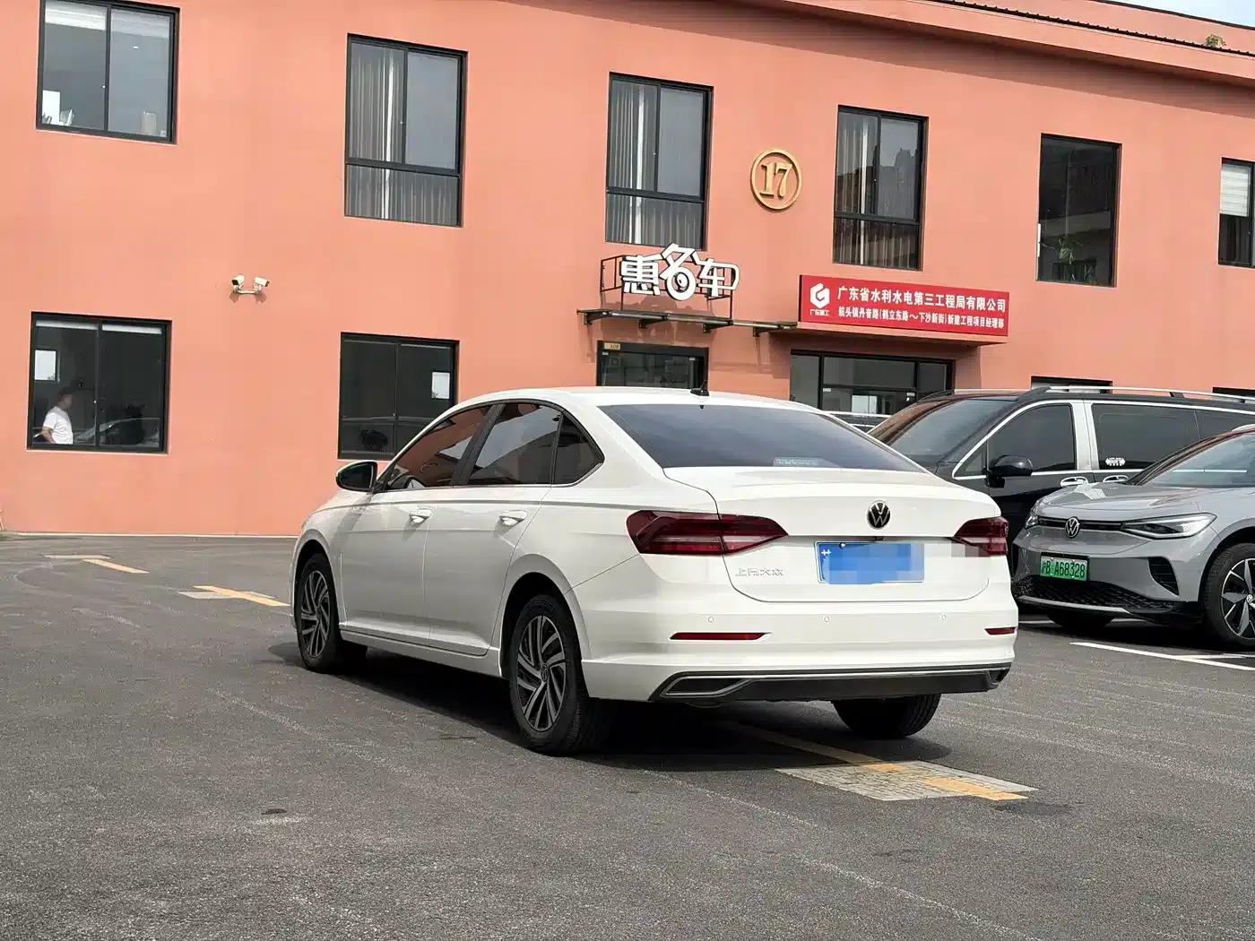 2021 Volkswagen Lavida 1.5L Automatic Comfort Edition — миниатюра 7