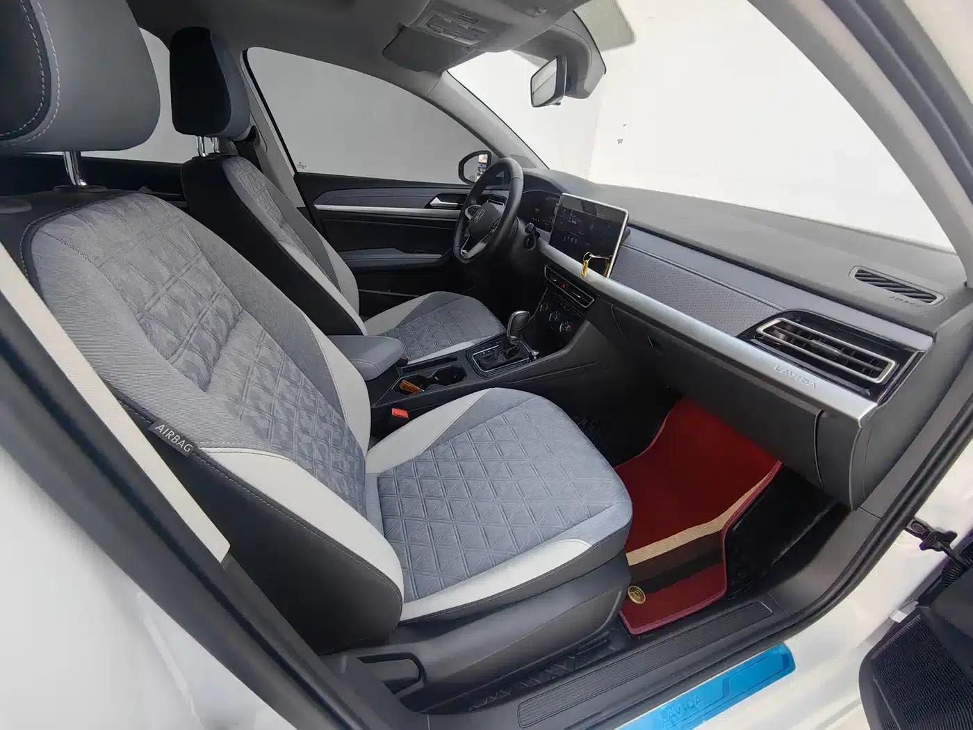 2023 Volkswagen Lavida 300TSI DSG Full Comfort Edition — миниатюра 11