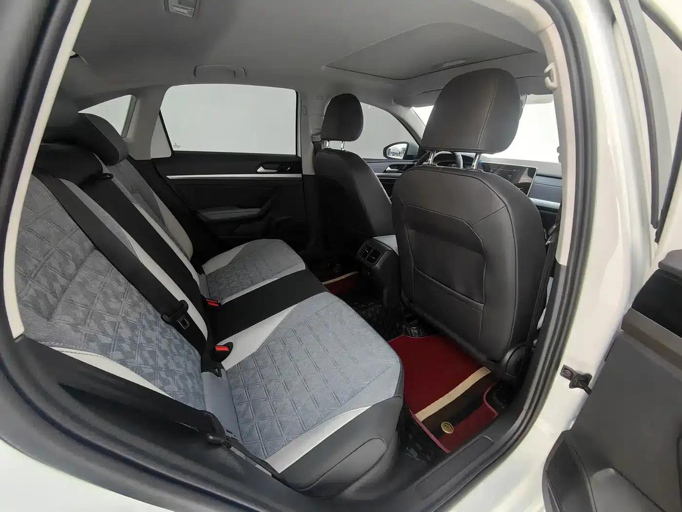 2023 Volkswagen Lavida 300TSI DSG Full Comfort Edition — миниатюра 10