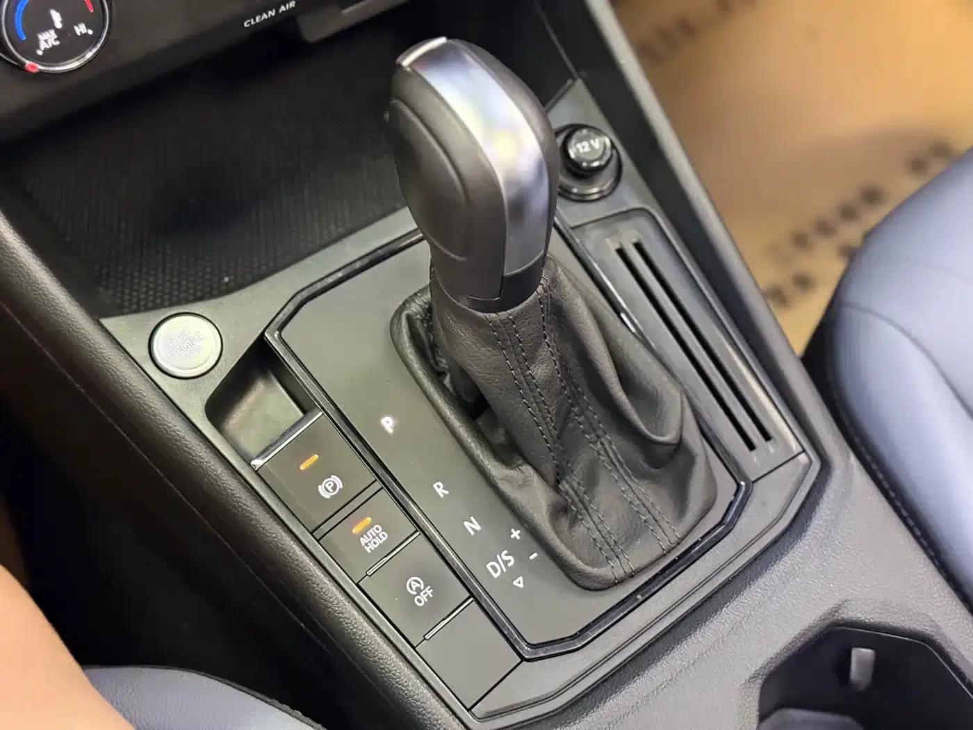 2024 Volkswagen Lavida 1.5L Automatic Starry Sky Five Million Edition — миниатюра 16
