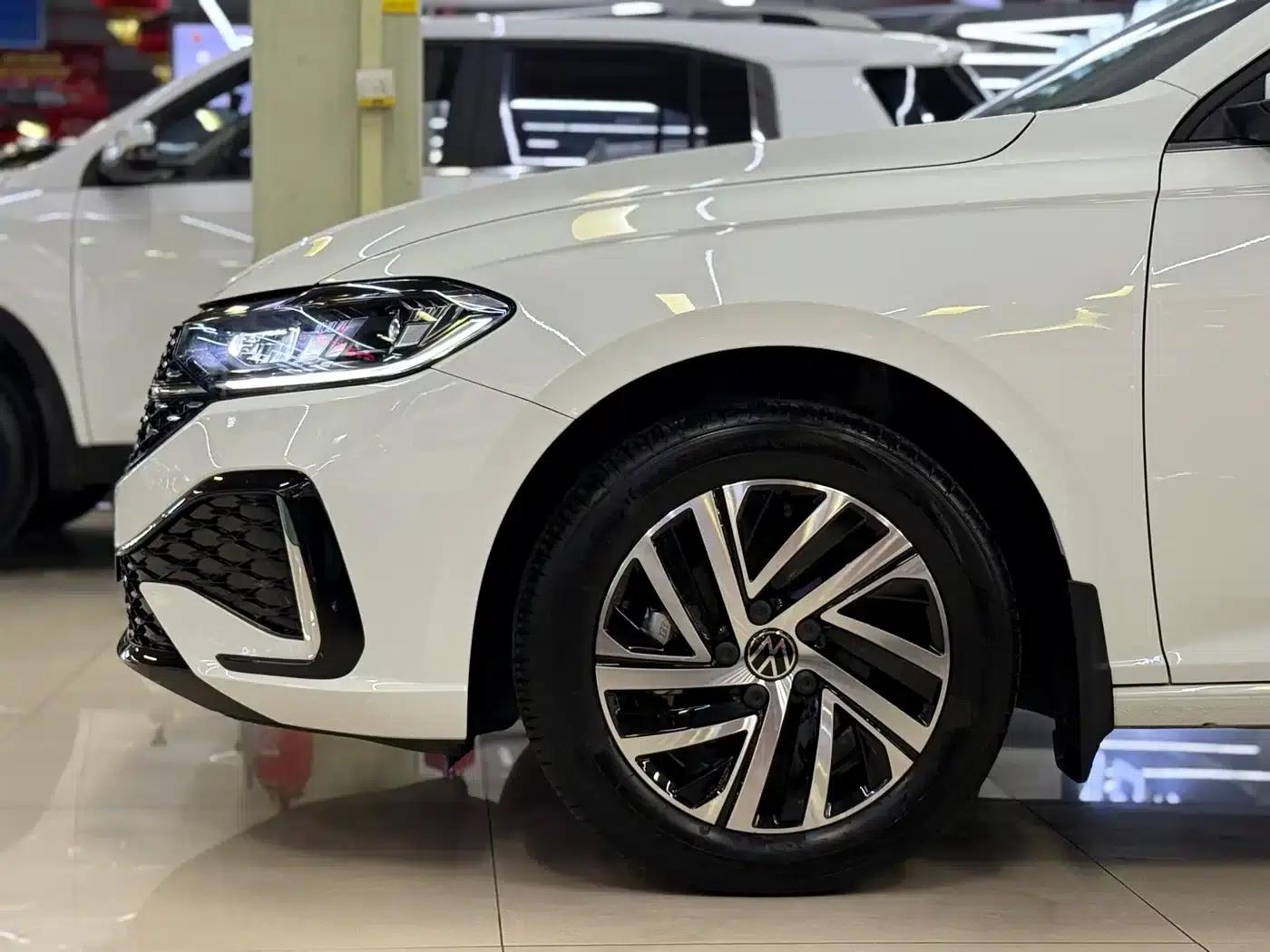2024 Volkswagen Lavida 1.5L Automatic Starry Sky Five Million Edition — миниатюра 6