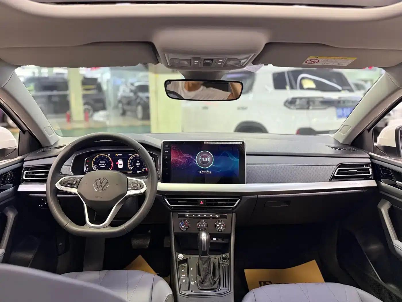 2024 Volkswagen Lavida 1.5L Automatic Starry Sky Five Million Edition — миниатюра 9