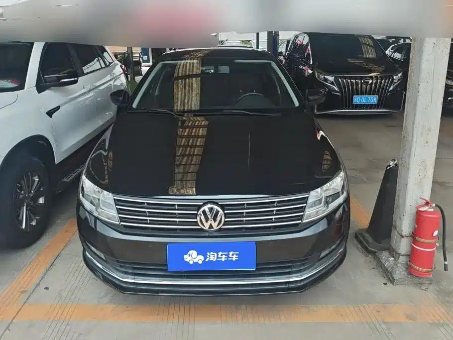 2015 Volkswagen Lavida 1.6L Automatic Comfort Edition — миниатюра 2