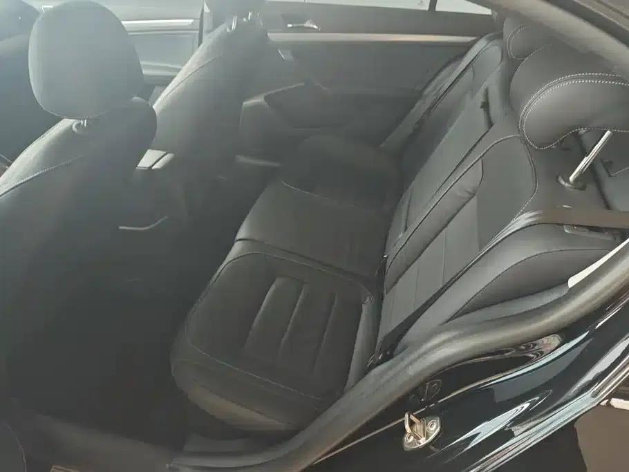 2015 Volkswagen Lavida 1.6L Automatic Comfort Edition — миниатюра 11