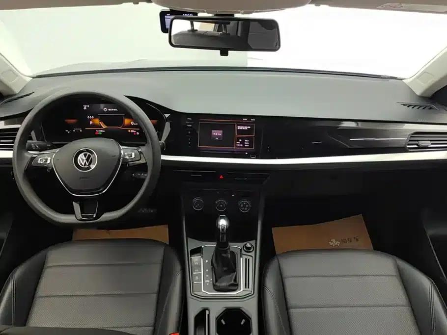 2021 Volkswagen Lavida 1.5L Automatic Comfort Edition — миниатюра 12