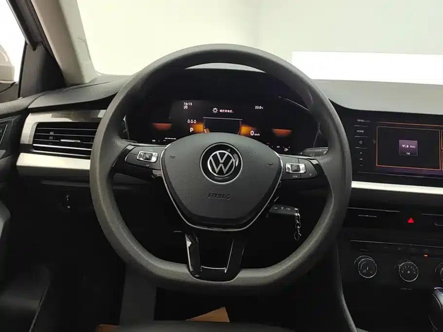 2021 Volkswagen Lavida 1.5L Automatic Comfort Edition — миниатюра 15