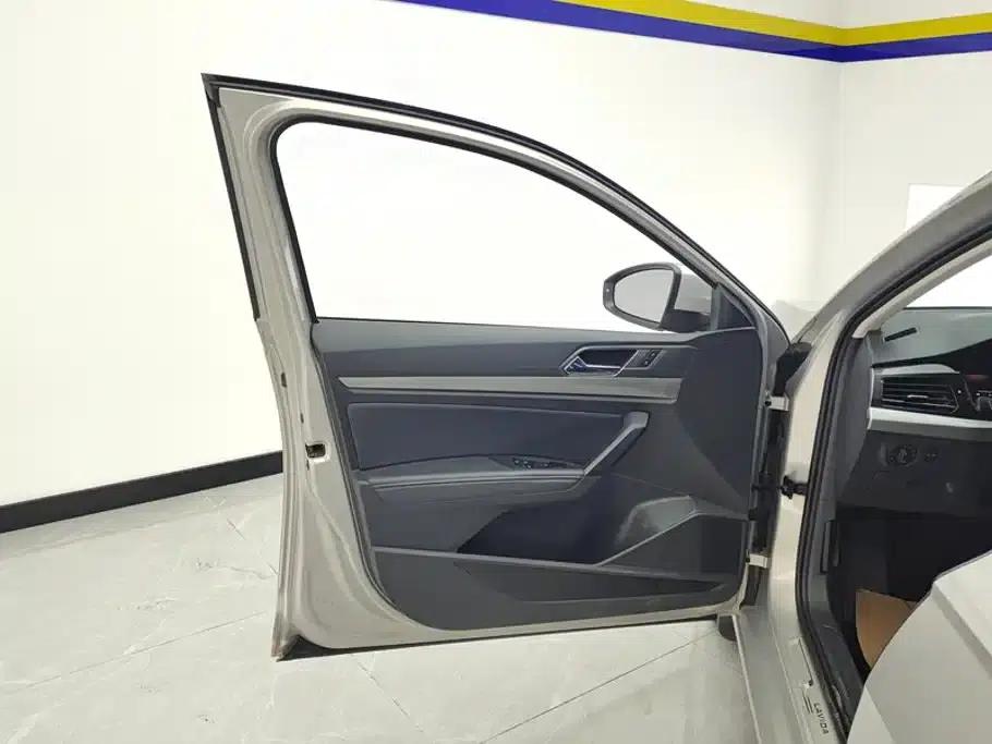2021 Volkswagen Lavida 1.5L Automatic Comfort Edition — миниатюра 7