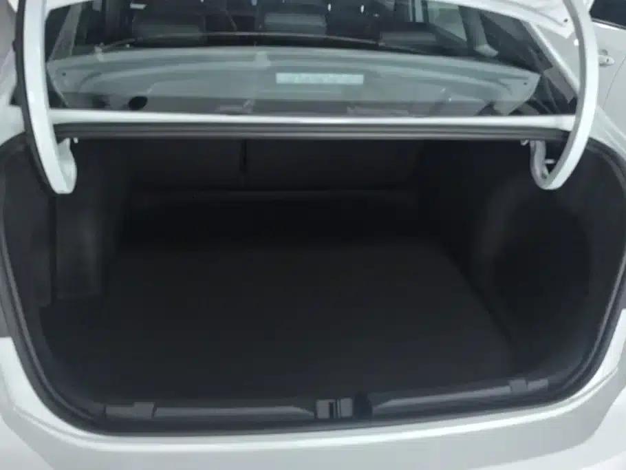 Lavida 2024 300TSI DSG Starry Sky Leading Edition — миниатюра 4