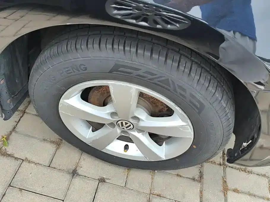 2013 Volkswagen Lavida Classic Facelift 1.6L Automatic Fashion Edition — миниатюра 6