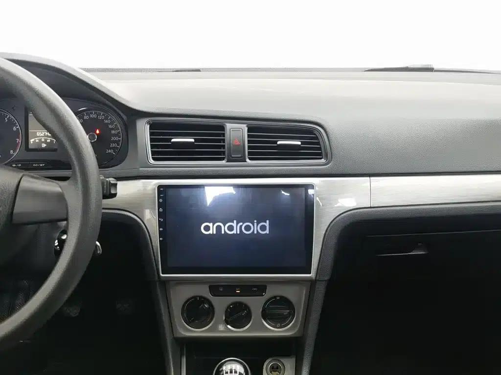 2013 Volkswagen Lavida 1.6L Manual Fashion Edition — миниатюра 12