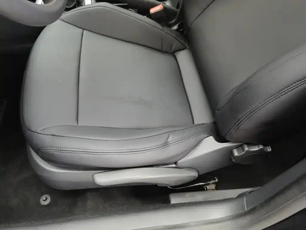 2013 Volkswagen Lavida 1.6L Manual Fashion Edition — миниатюра 20