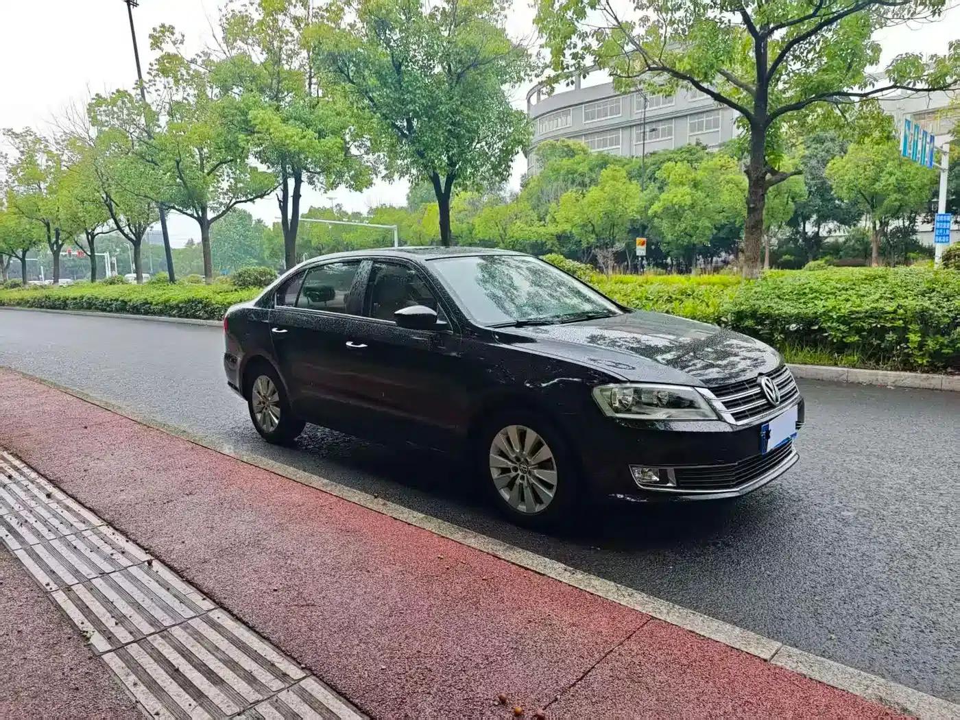 2013 Volkswagen Lavida 1.6L Automatic Comfort Edition — миниатюра 3