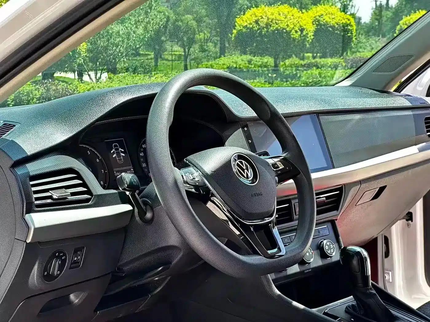 2022 Volkswagen Lavida 1.5L Automatic Fashion Edition — миниатюра 4