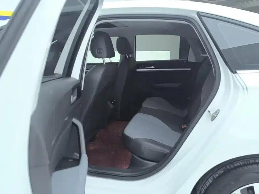 2024 Volkswagen Lavida 1.5L Automatic Starry Sky Five Million Edition — миниатюра 11