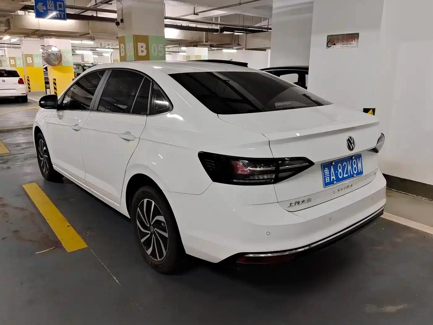 2025 Volkswagen Lavida New Elite 1.5L Wish Edition — миниатюра 4