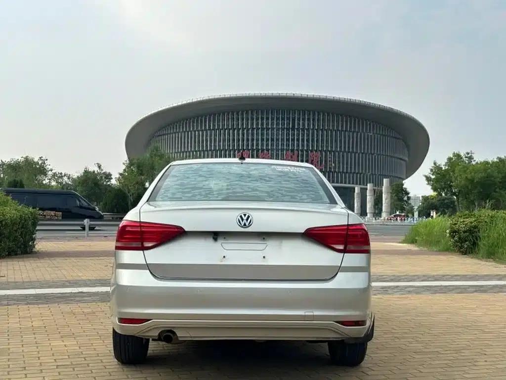 2015 Volkswagen Lavida 1.6L Automatic Fashion Edition — миниатюра 5