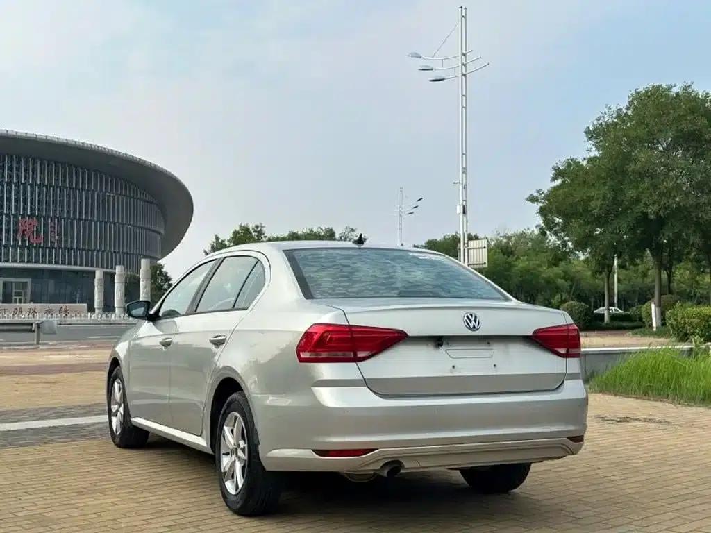 2015 Volkswagen Lavida 1.6L Automatic Fashion Edition — миниатюра 6