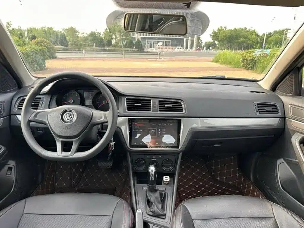 2015 Volkswagen Lavida 1.6L Automatic Fashion Edition — миниатюра 9