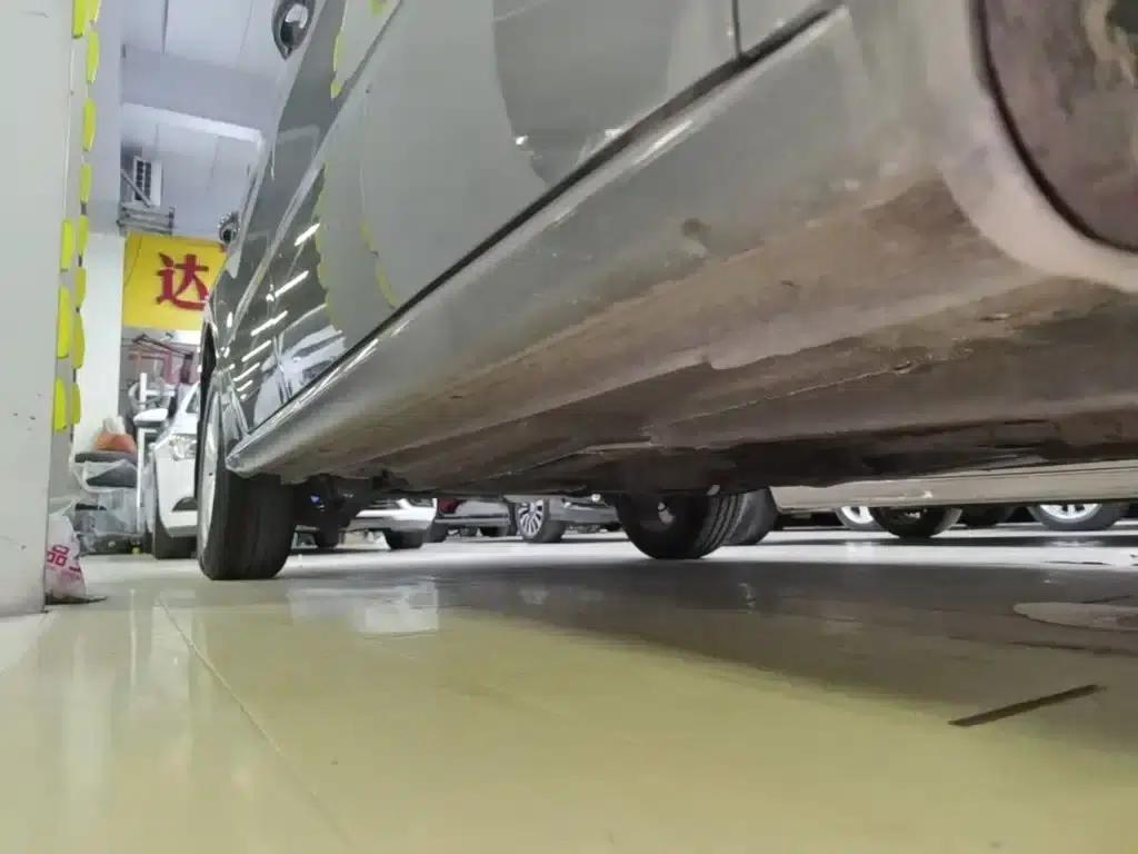 2013 Volkswagen Lavida Classic Facelift 1.6L Automatic Fashion Edition — миниатюра 21