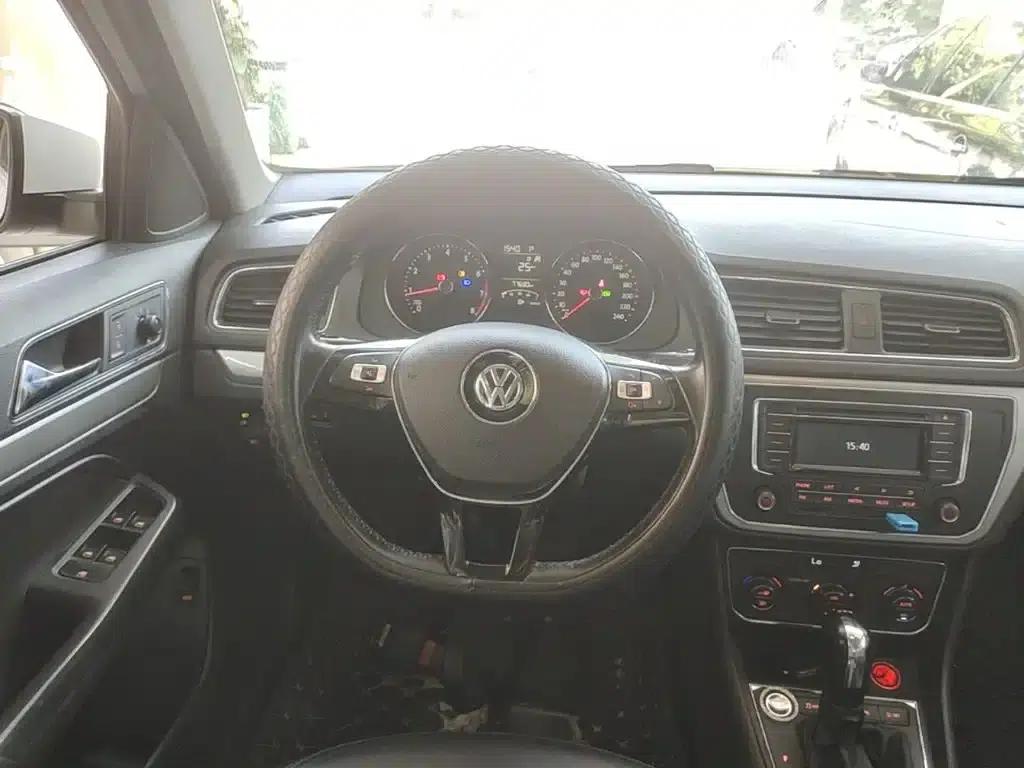 2017 Volkswagen Lavida 230TSI DSG Comfort Edition — миниатюра 11