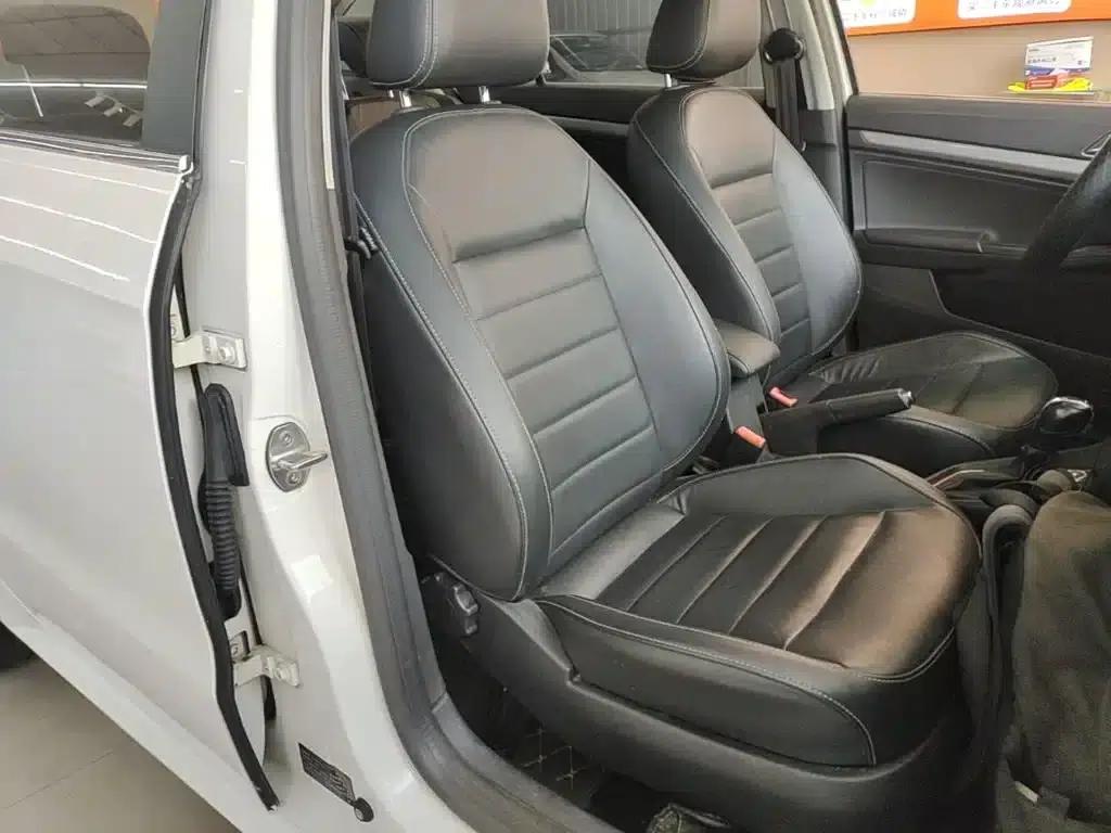 2017 Volkswagen Lavida 230TSI DSG Comfort Edition — миниатюра 25