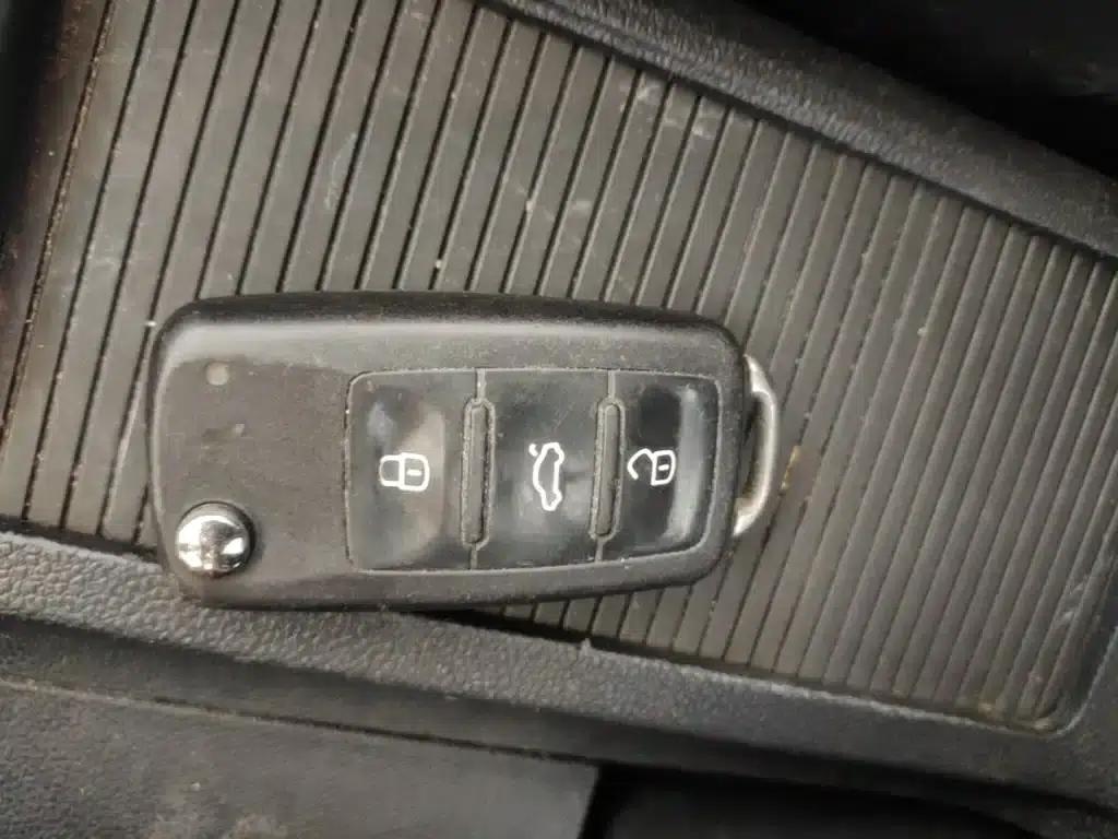 2017 Volkswagen Lavida 230TSI DSG Comfort Edition — миниатюра 9