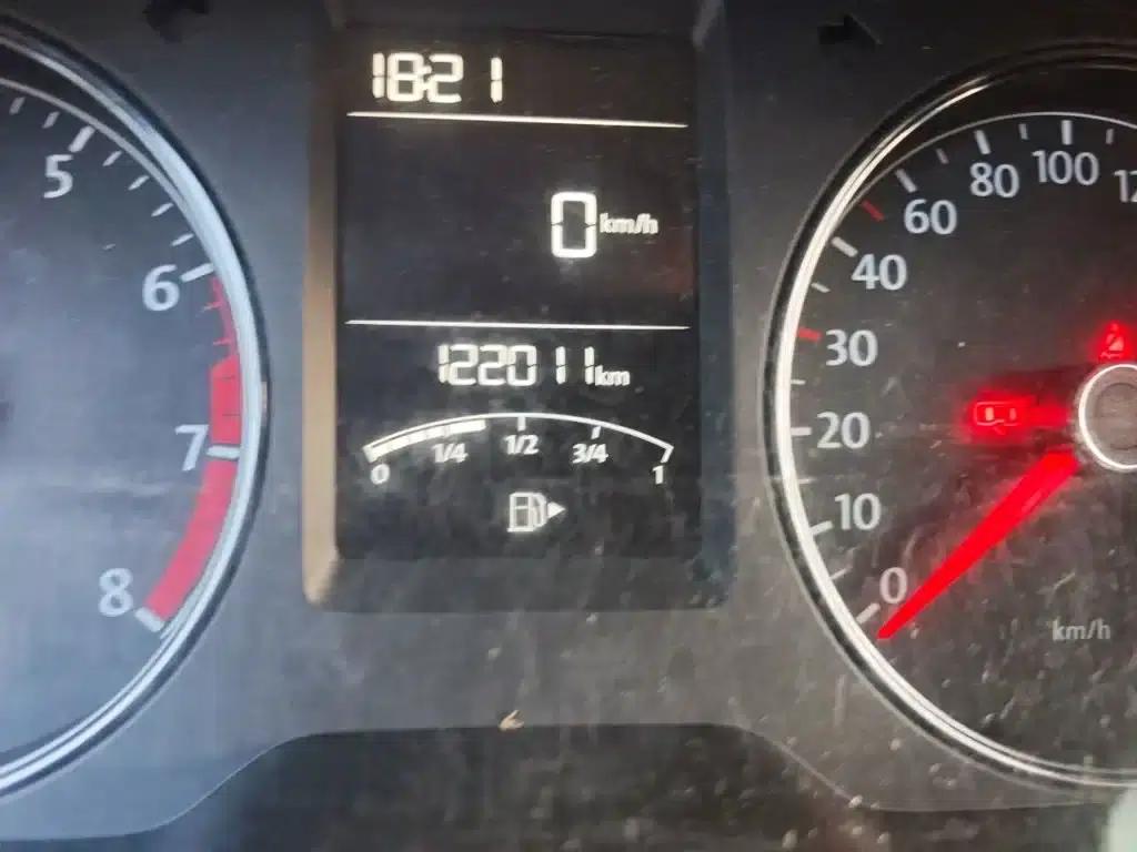2013 Volkswagen Lavida Classic Facelift 1.6L Manual Fashion Edition — миниатюра 9