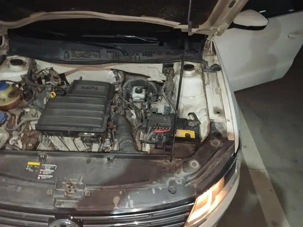 2015 Volkswagen Lavida 1.6L Automatic Comfort Edition — миниатюра 22