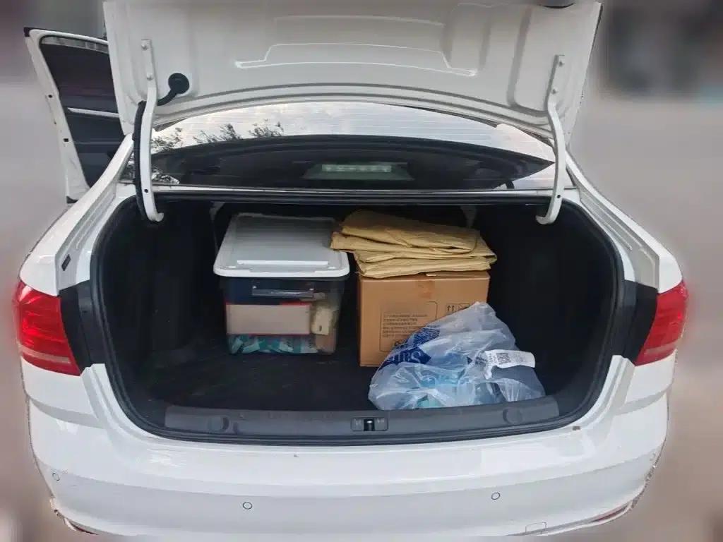 2015 Volkswagen Lavida 1.6L Automatic Comfort Edition — миниатюра 10