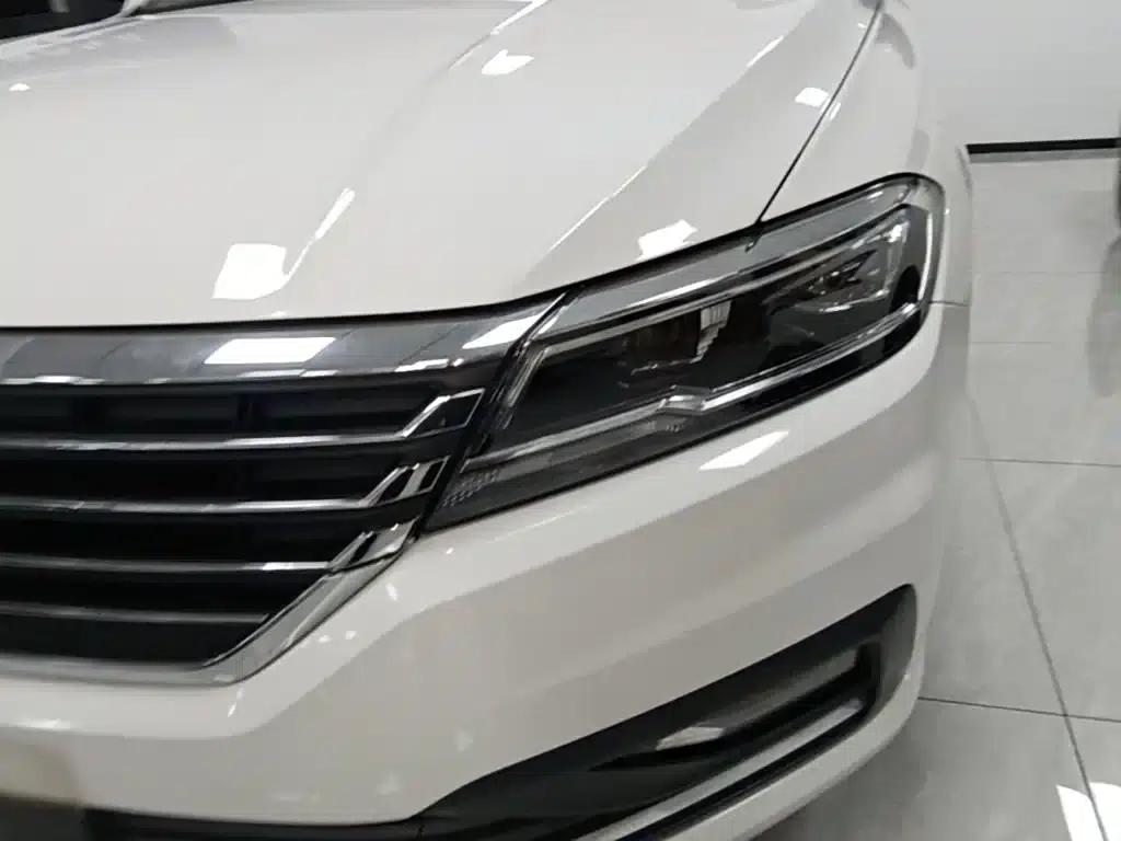 2021 Volkswagen Lavida 1.5L Automatic Comfort Edition — миниатюра 24