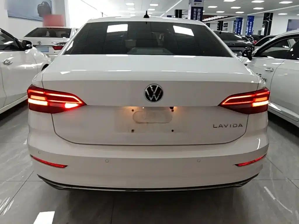 2021 Volkswagen Lavida 1.5L Automatic Comfort Edition — миниатюра 6
