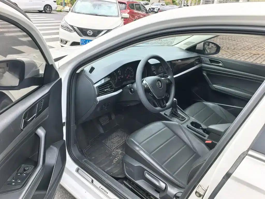 2019 Volkswagen Lavida 1.5L Automatic Comfort Edition (China VI Emission Standard) — миниатюра 13