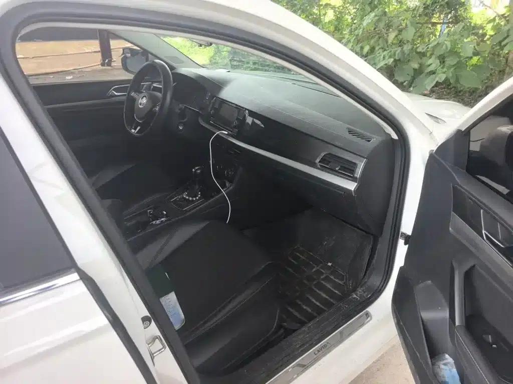 2019 Volkswagen Lavida 1.5L Automatic Comfort Edition (China VI Emission Standard) — миниатюра 19