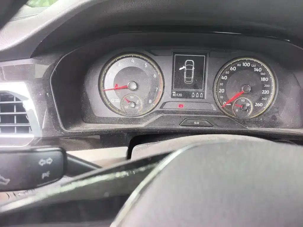 2019 Volkswagen Lavida 1.5L Automatic Comfort Edition (China VI Emission Standard) — миниатюра 5