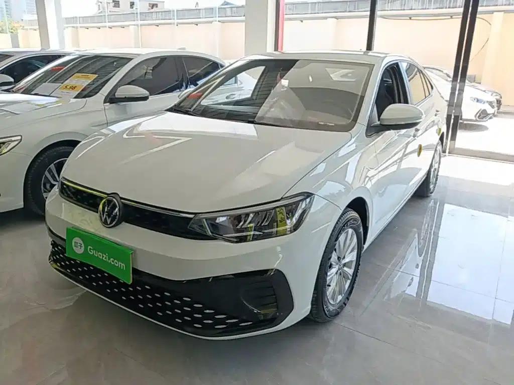 2023 Volkswagen Lavida New Elite 1.5L Automatic New Elite Edition — миниатюра 1