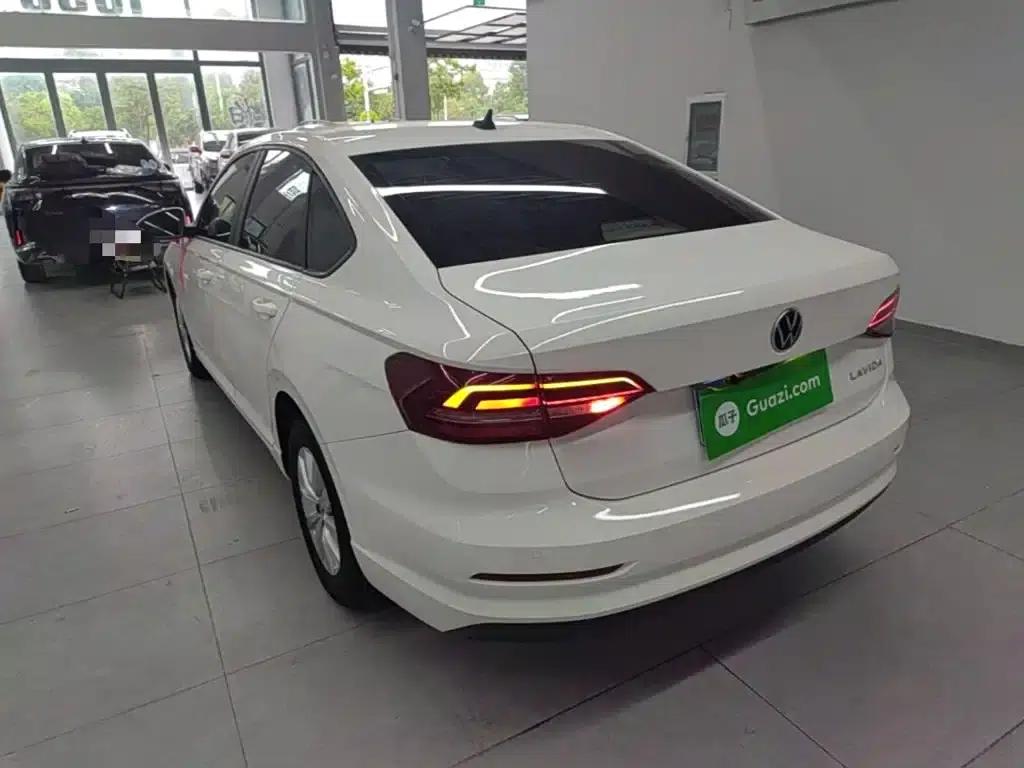2021 Volkswagen Lavida 1.5L Automatic Fashion Edition — миниатюра 5