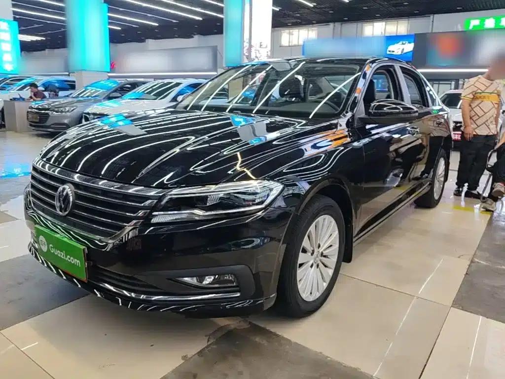 2019 Volkswagen Lavida 1.5L Automatic Comfort Edition (China VI Emission Standard) — миниатюра 1