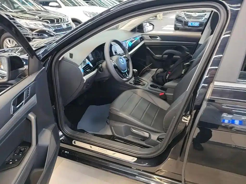 2019 Volkswagen Lavida 1.5L Automatic Comfort Edition (China VI Emission Standard) — миниатюра 16