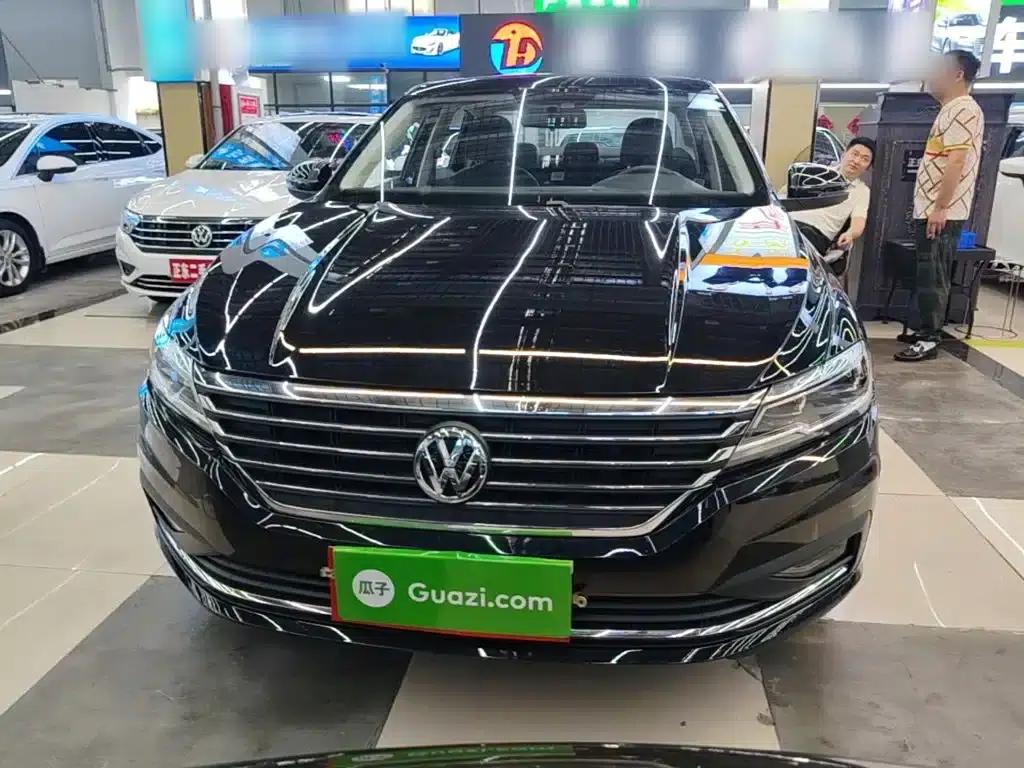 2019 Volkswagen Lavida 1.5L Automatic Comfort Edition (China VI Emission Standard) — миниатюра 3