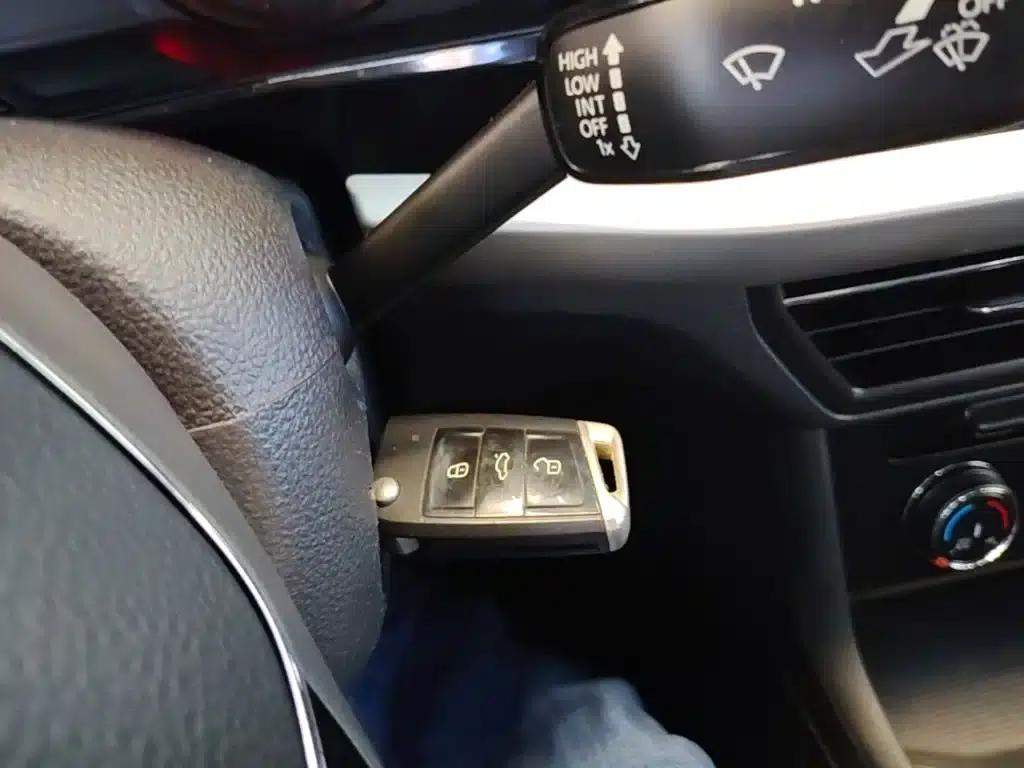 2019 Volkswagen Lavida 1.5L Automatic Comfort Edition (China VI Emission Standard) — миниатюра 9