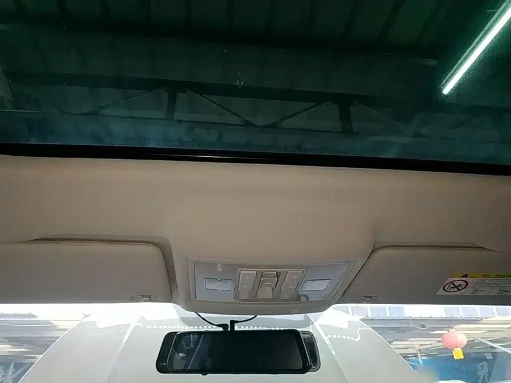 2019 Volkswagen Lavida 1.5L Automatic Comfort Edition (China VI Emission Standard) — миниатюра 18