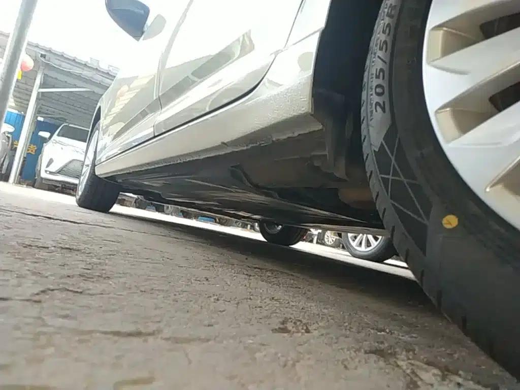 2019 Volkswagen Lavida 1.5L Automatic Comfort Edition (China VI Emission Standard) — миниатюра 22