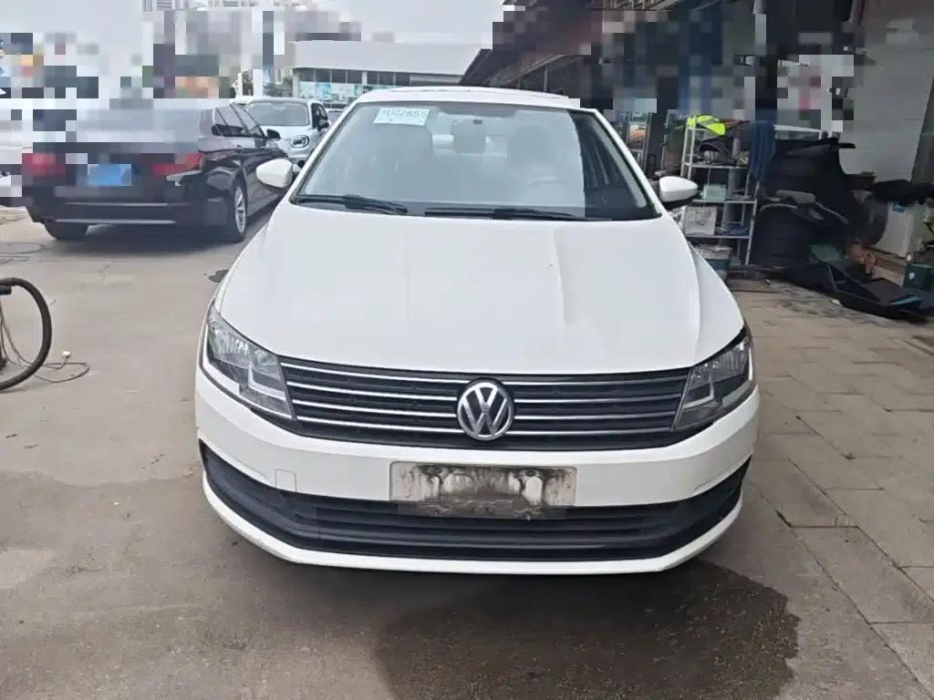 2017 Volkswagen Lavida 1.6L Automatic Fashion Edition — миниатюра 3